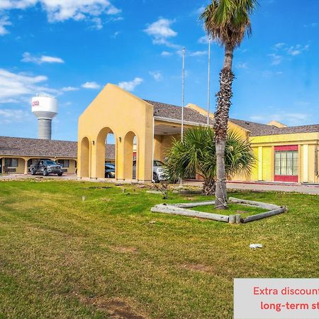 Aransas Bay Inn & Suites Corpus Christi By Oyo อแรนซาสพาส ภายนอก รูปภาพ
