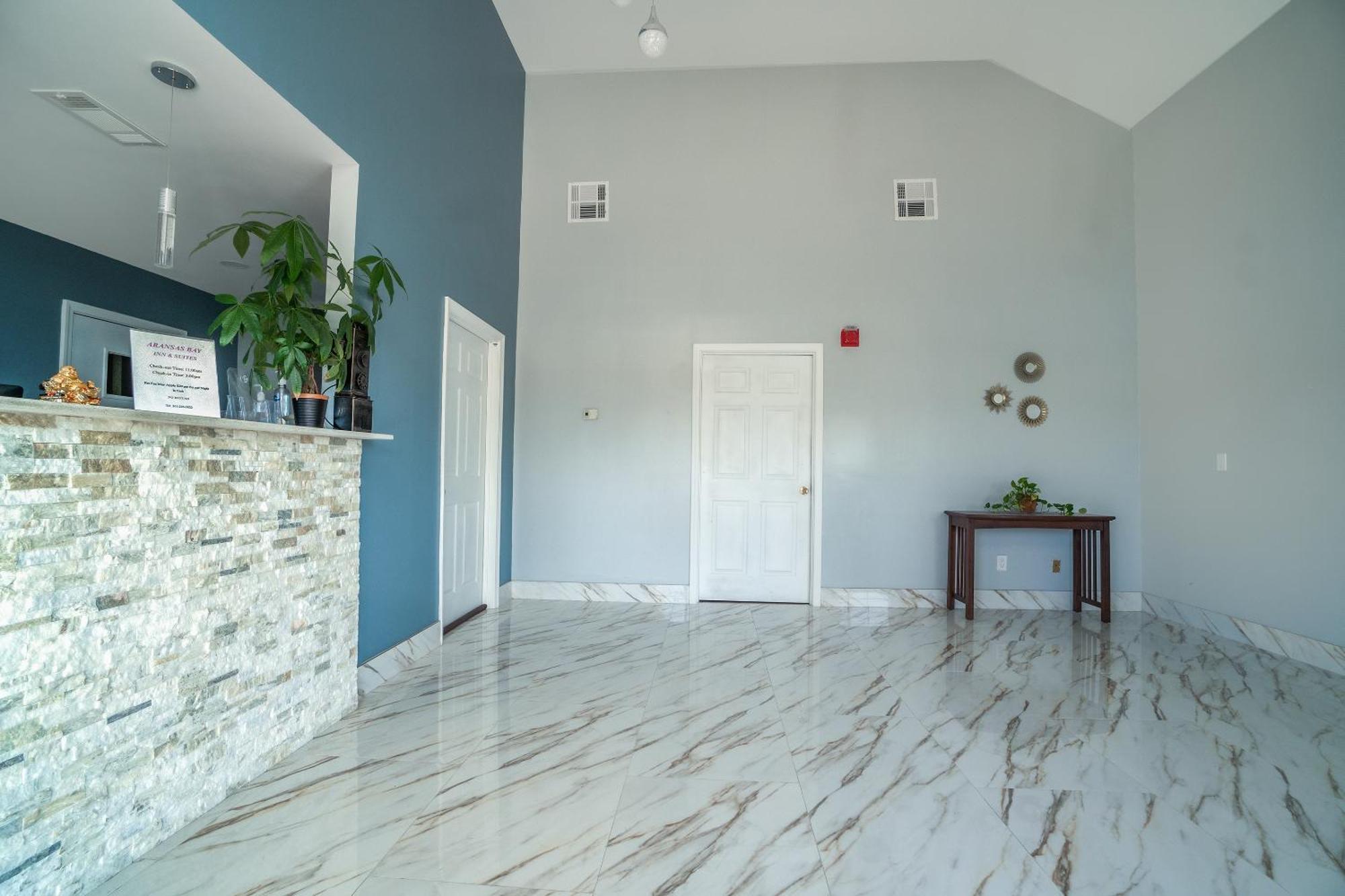 Aransas Bay Inn & Suites Corpus Christi By Oyo อแรนซาสพาส ภายนอก รูปภาพ